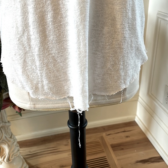 White Top Short Sleeve B Original Raw Hem Solid Oversized XS Womens - Picture 7 of 12